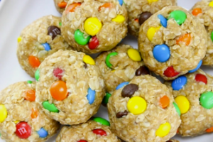 Peanut butter and oatmeal cookies, healthy oatmeal cookies snack
